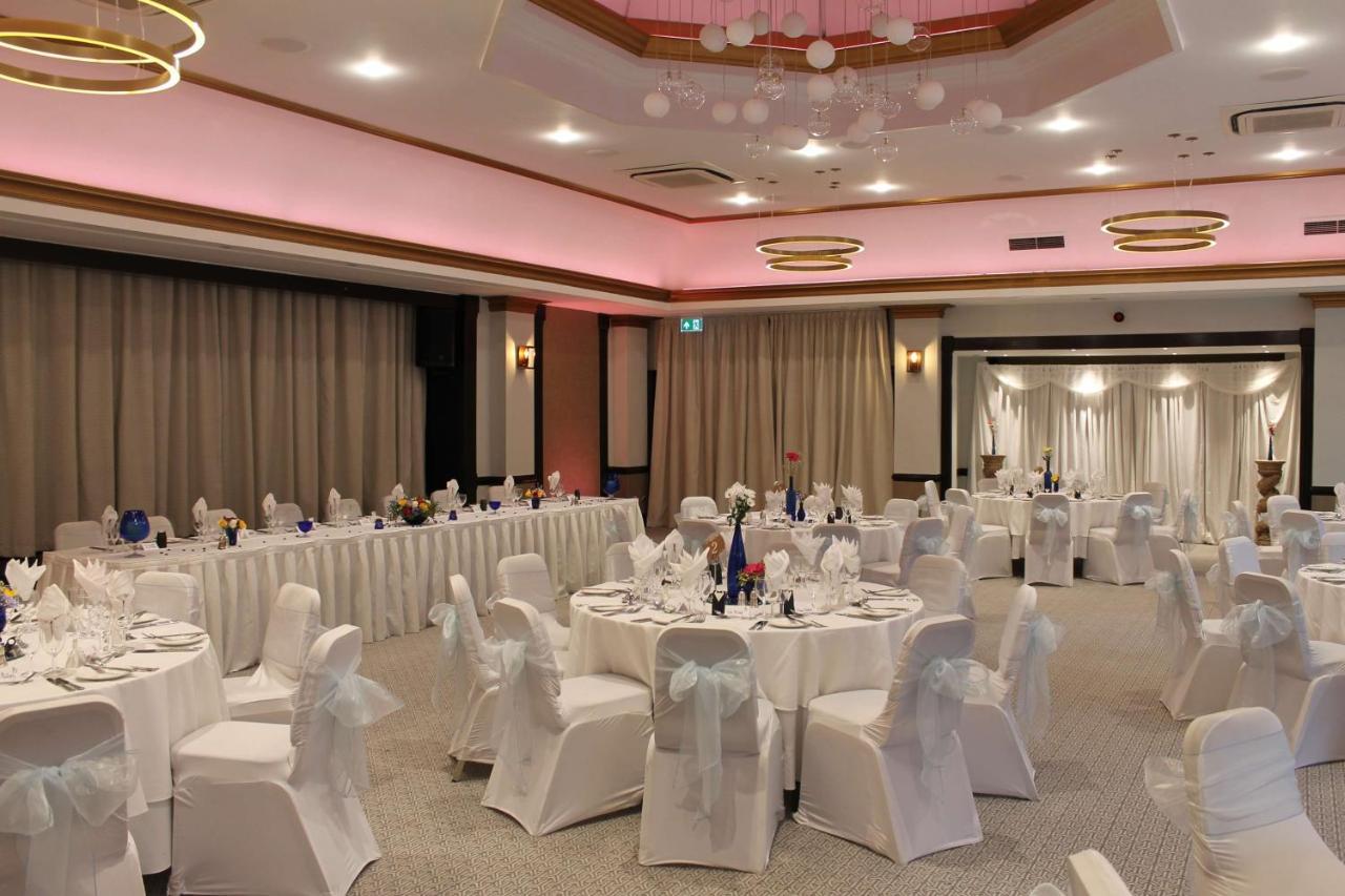 Swindon Blunsdon House Hotel, BW Premier Collection 외부 사진
