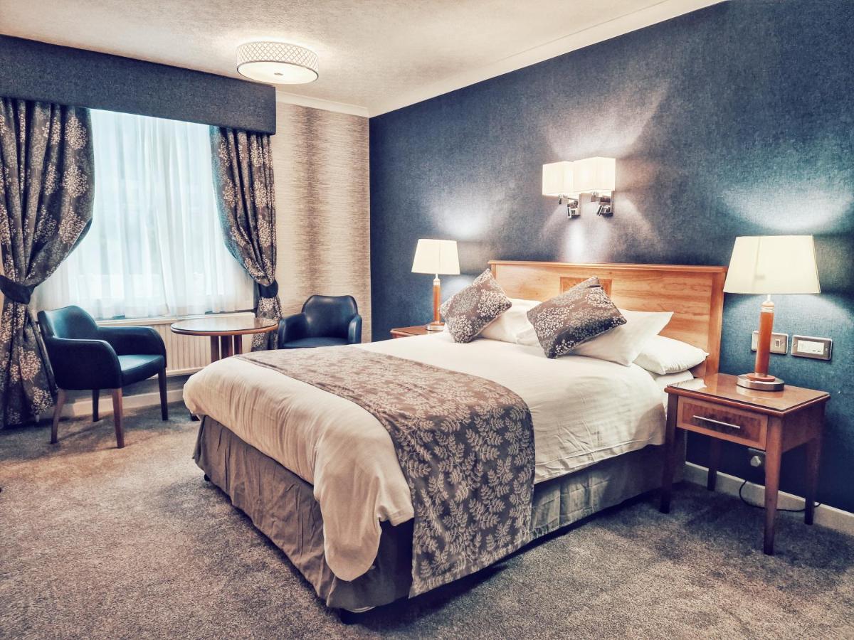 Swindon Blunsdon House Hotel, BW Premier Collection 외부 사진