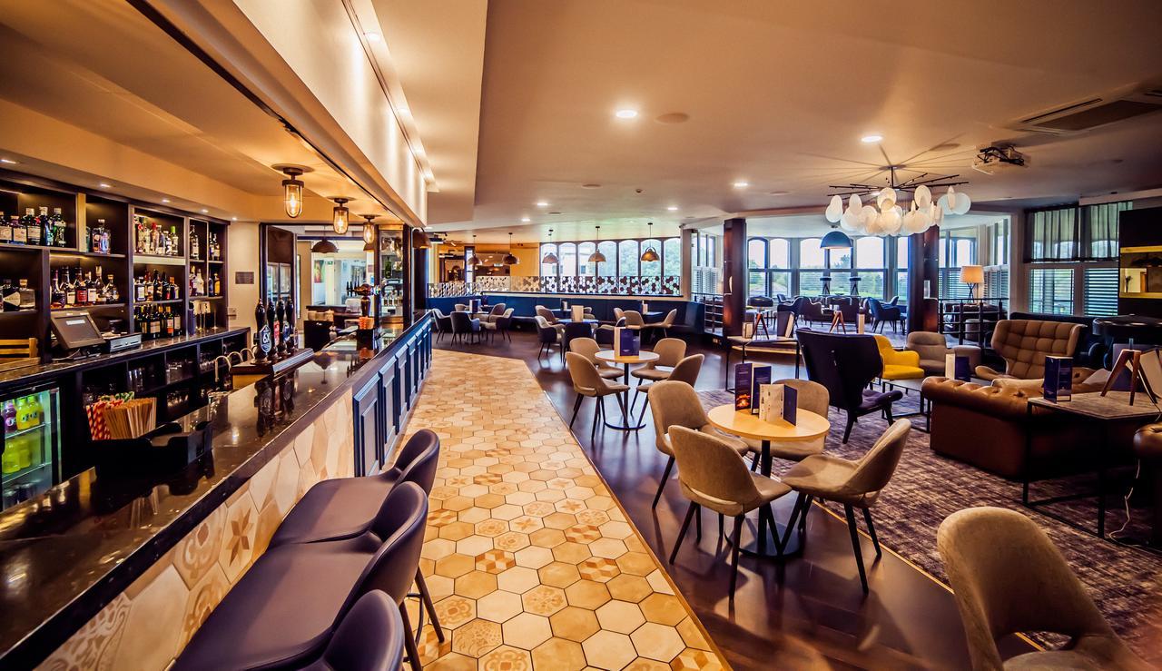 Swindon Blunsdon House Hotel, BW Premier Collection 외부 사진
